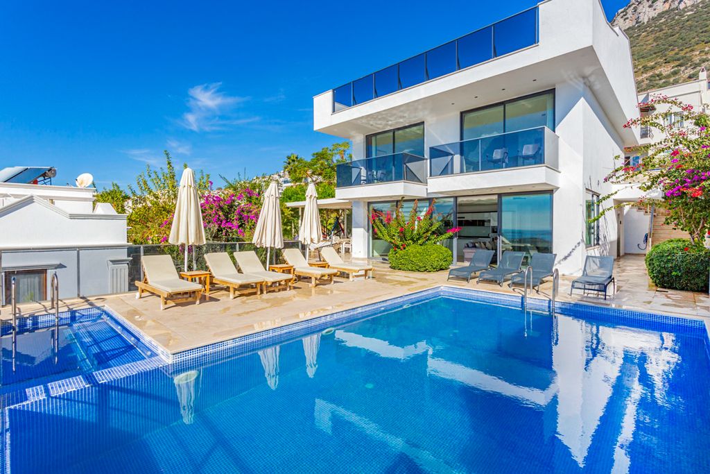 Villa Pervin Kalkan Olivers Travels 1