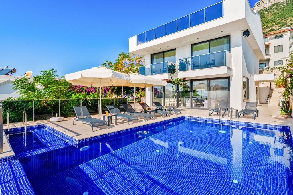 Villa Pervin Kalkan OliversTravels 1