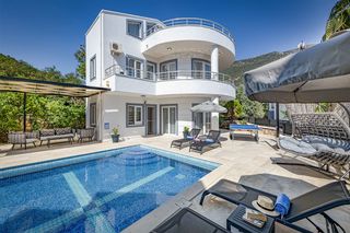 Villa Yumurta Kalkan Olivers Travels 1