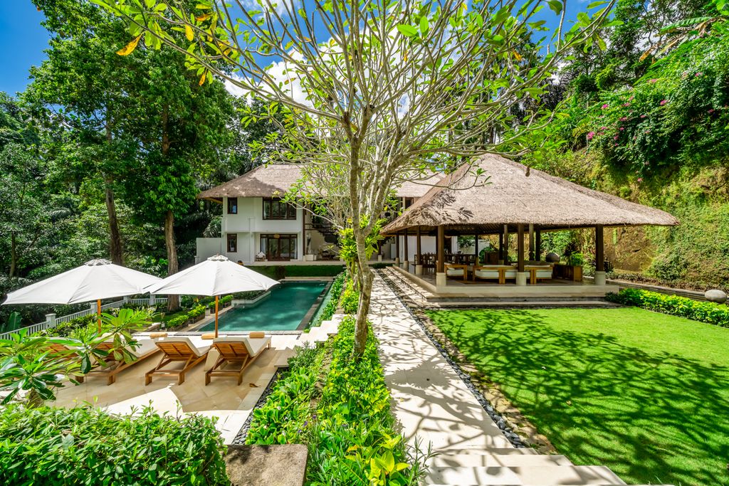 Villa Cepaka Seminyak Bali OliversTravels 2