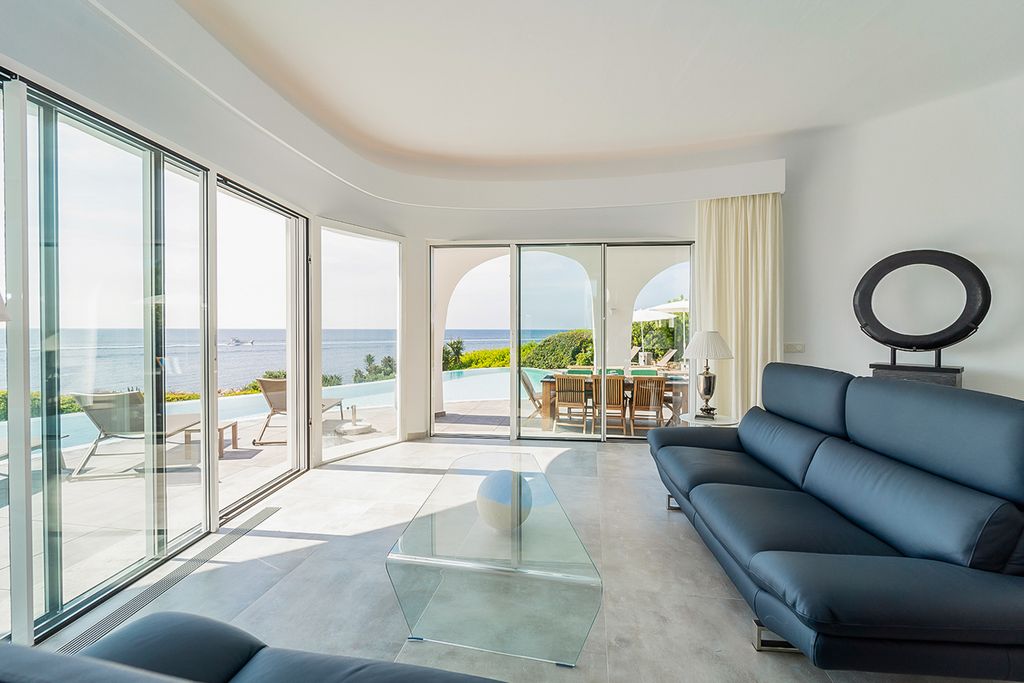 Villa Agua MPO Menorca OliversTravels 3