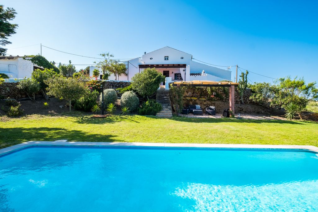 Villa Vista Verde MPO Menorca OliversTravels 3