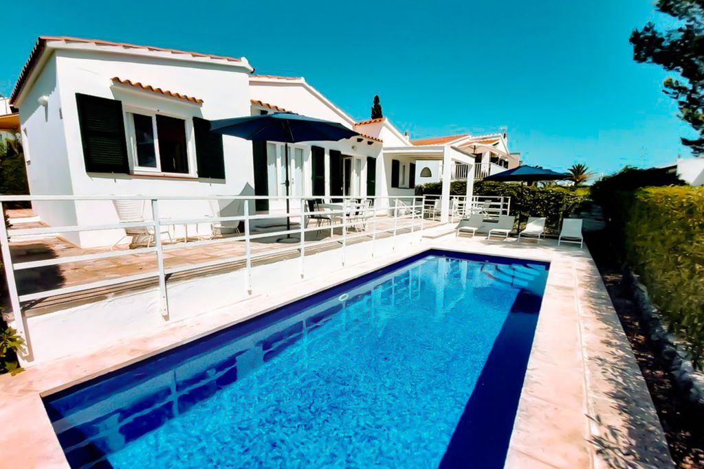 Villa Azulado Menorca MPO OliversTravels 3