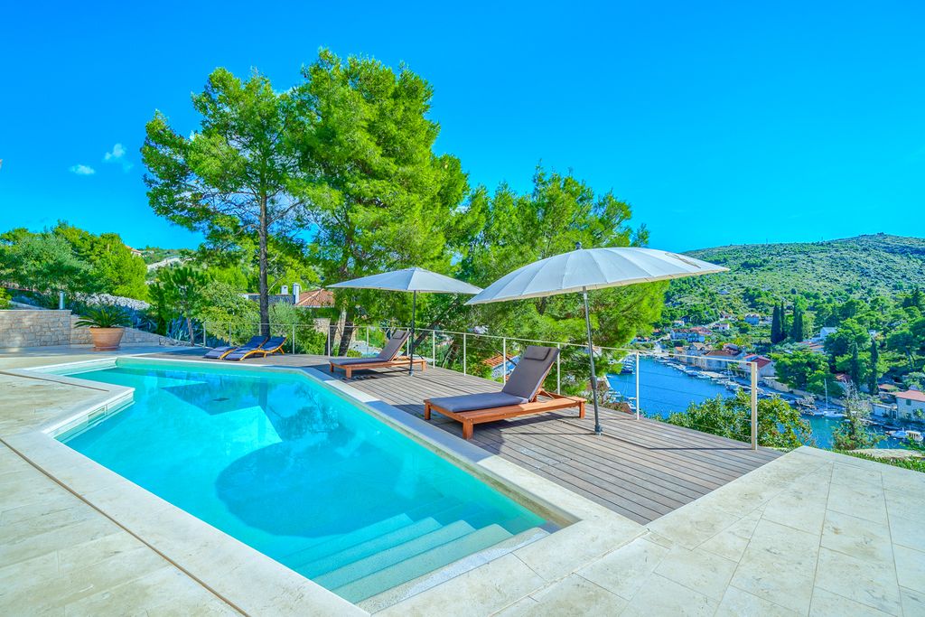 Villa Winnie Brac Olivers Travels 2