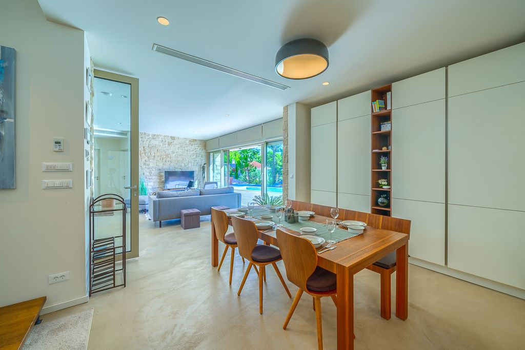 Villa Winnie Brac Olivers Travels 4