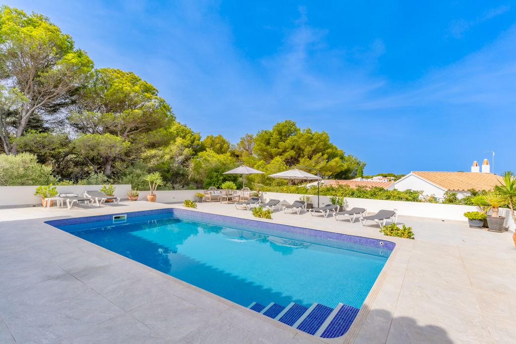 Villa Monocroma Secret Menorca MPO OliversTravels 2