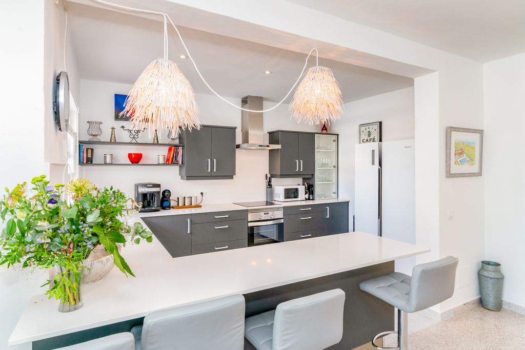 Villa Monocroma Secret Menorca MPO OliversTravels 5