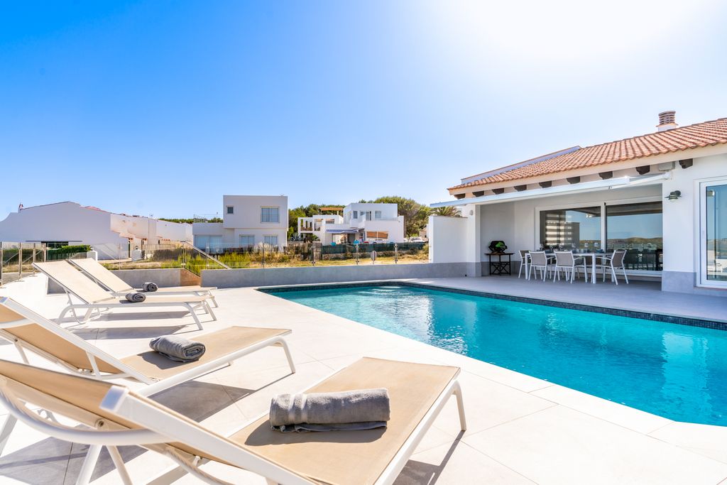 Villa Abejorro MPO Menorca OliverTravels 4