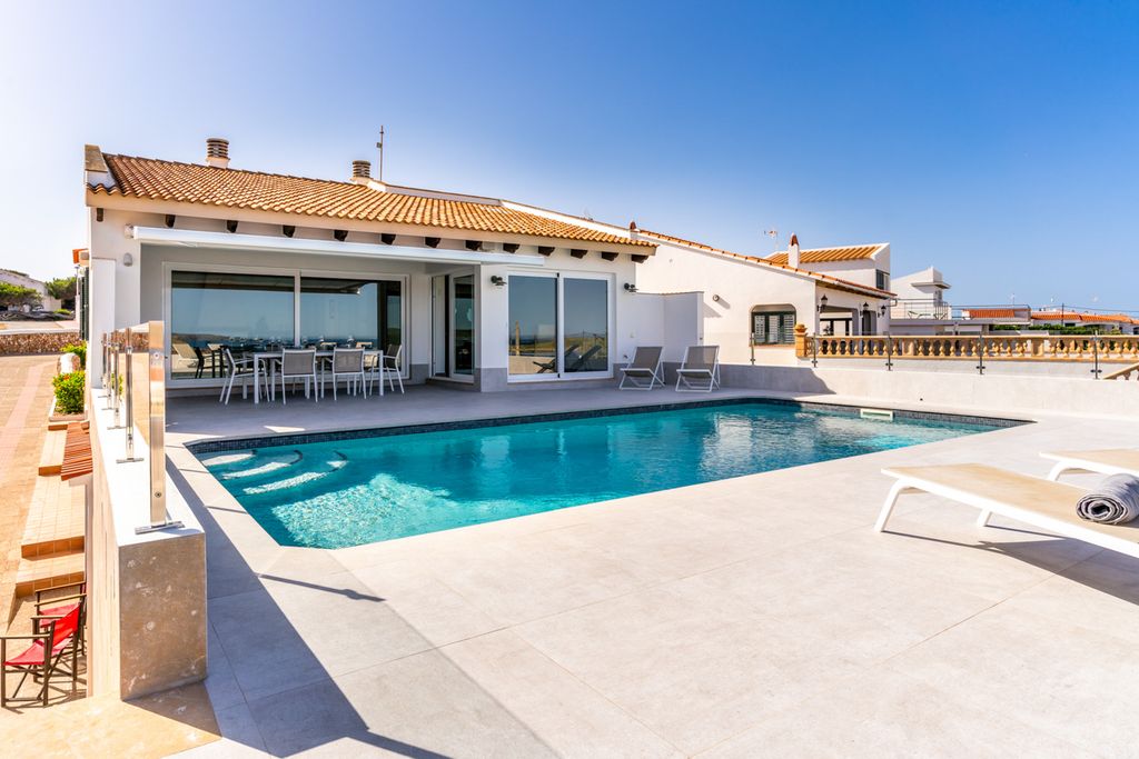 Villa Abejorro MPO Menorca OliversTravels 1