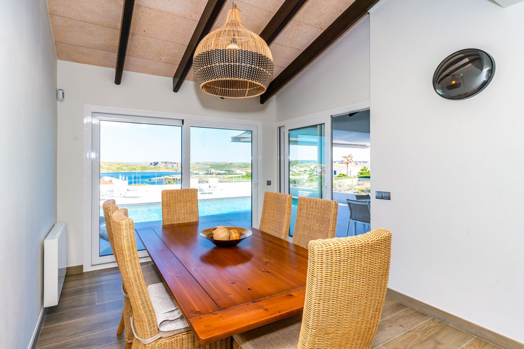 Villa Abejorro MPO Menorca OliversTravels 4