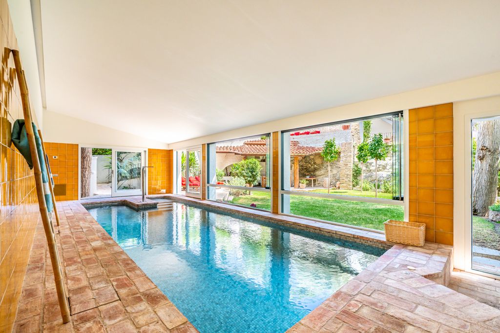 Casa Passeig Costa Brava OliversTravels 1