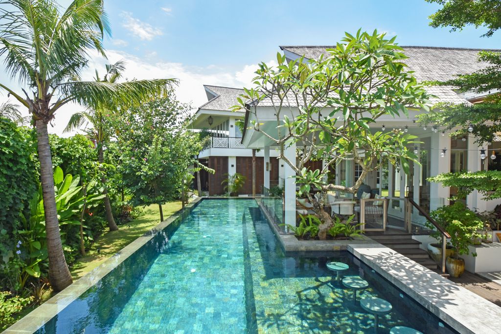 Adnaisak House Bali Olivers Travels 2