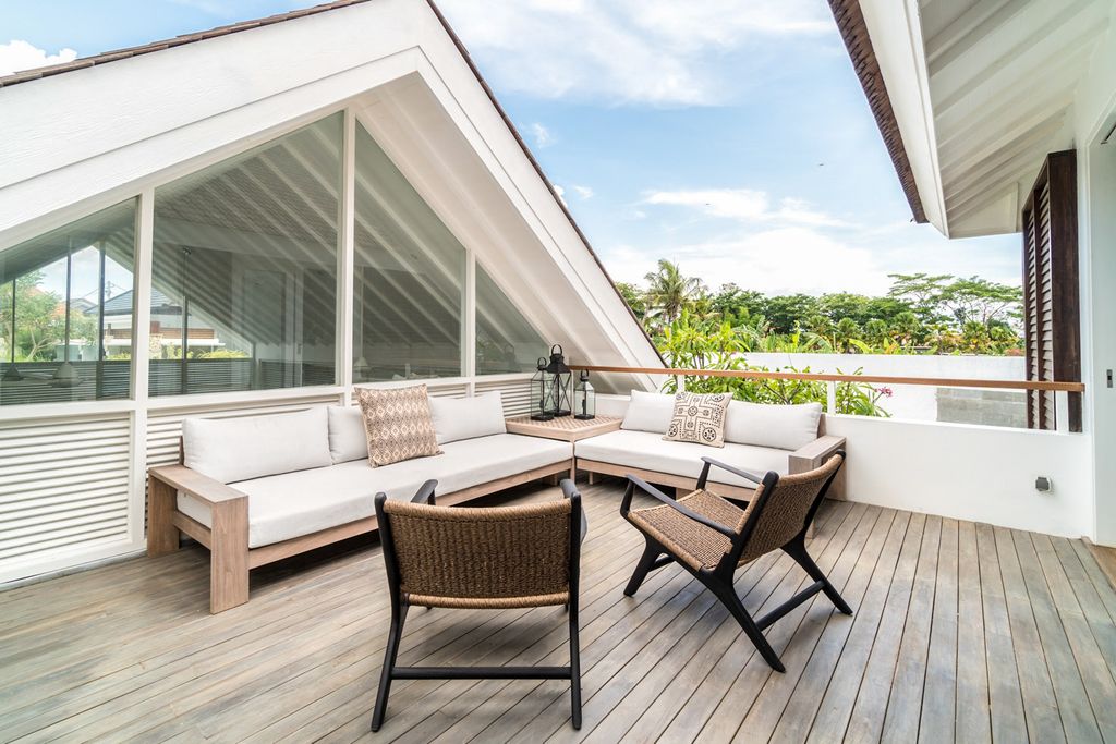 Adnaisak Villa Bali Olivers Travels 5