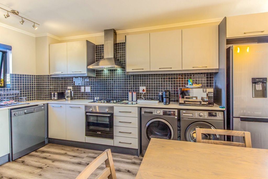 Intaka Apartment Cape Town Olivers Travels 4
