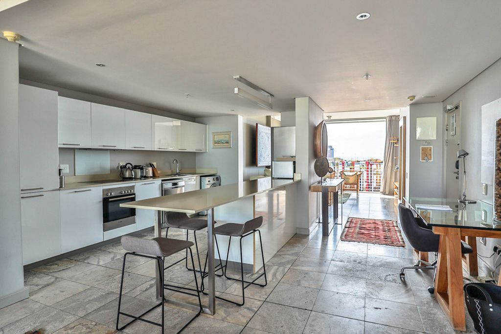 Apartment Foregate Cape Town Olivers Travels 4