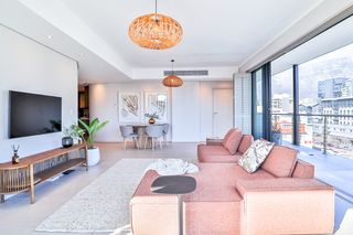 Apartment Chiappini Cape Town Olivers Travels 1