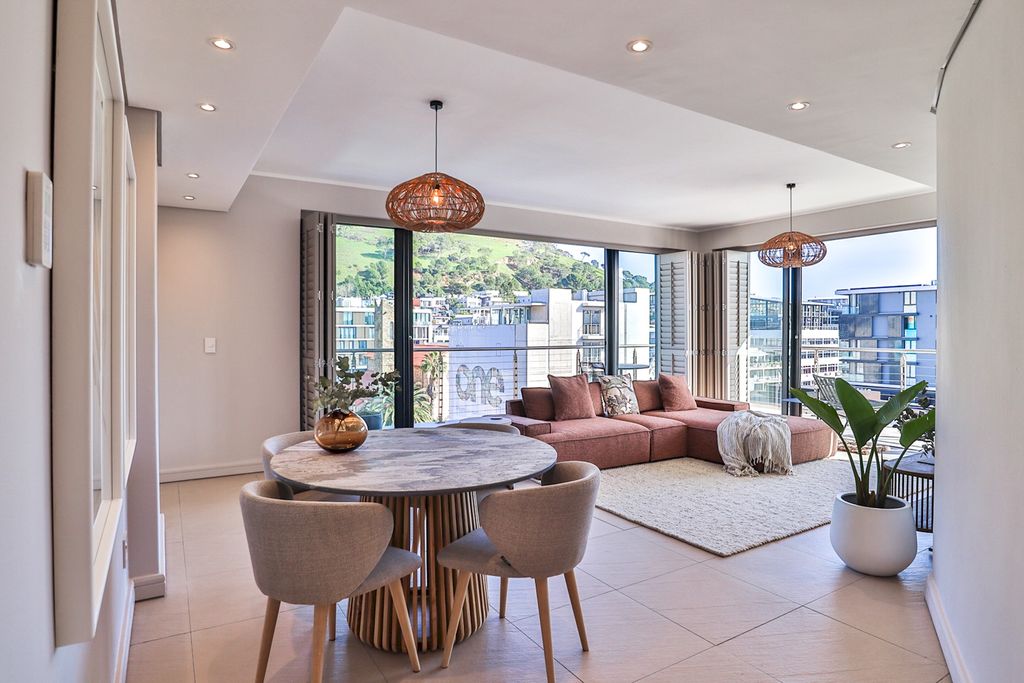 Apartment Chiappini Cape Town Olivers Travels 2