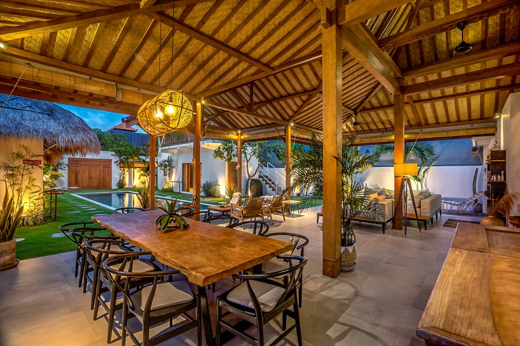 Villa Jalan Seminyak Olivers Travels 5