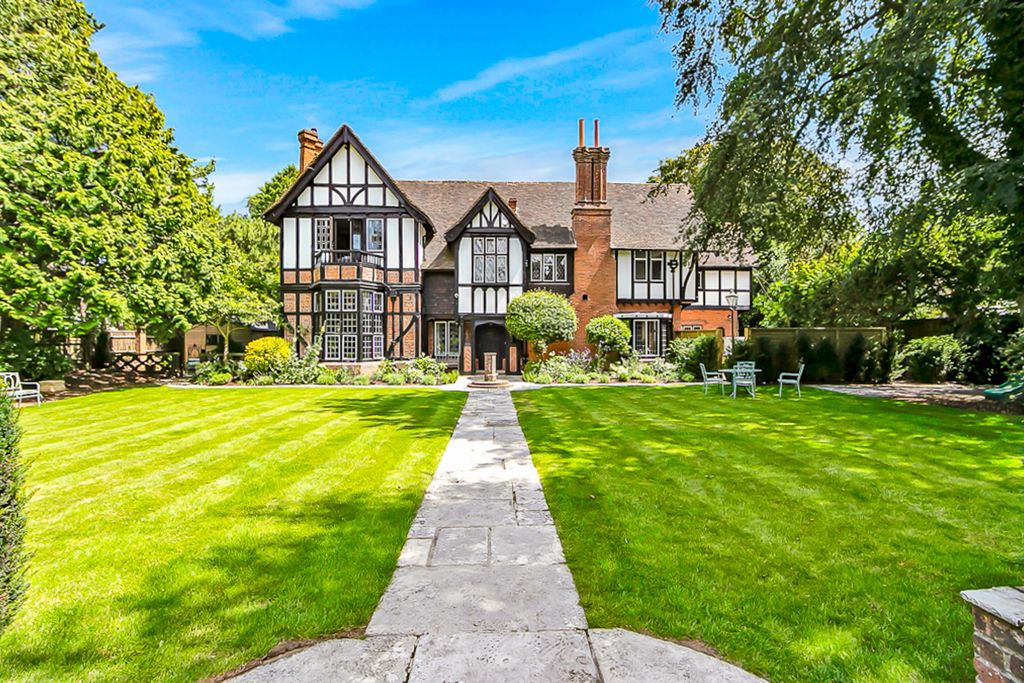 Highbury Manision Dorset OliversTravels 1