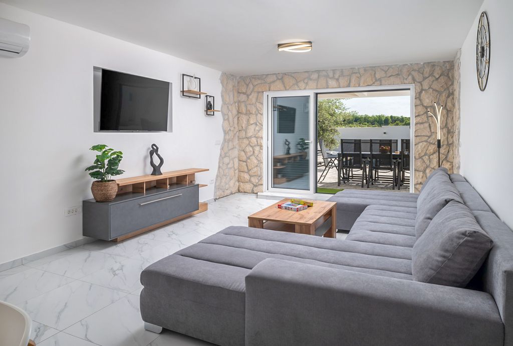 Villa Voia Dalmatia Coast Olivers Travels 3