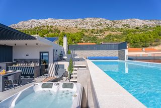 Villa Zar Dalmatia Coast Olivers Travels 1