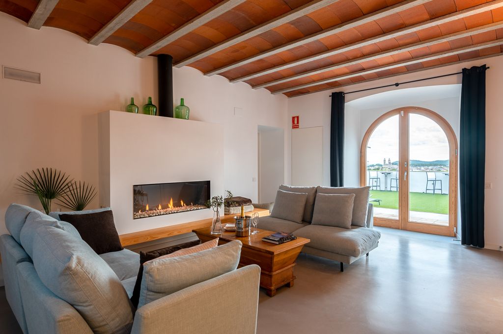 Can Garraf Catalonia Olivers Travels 3 01