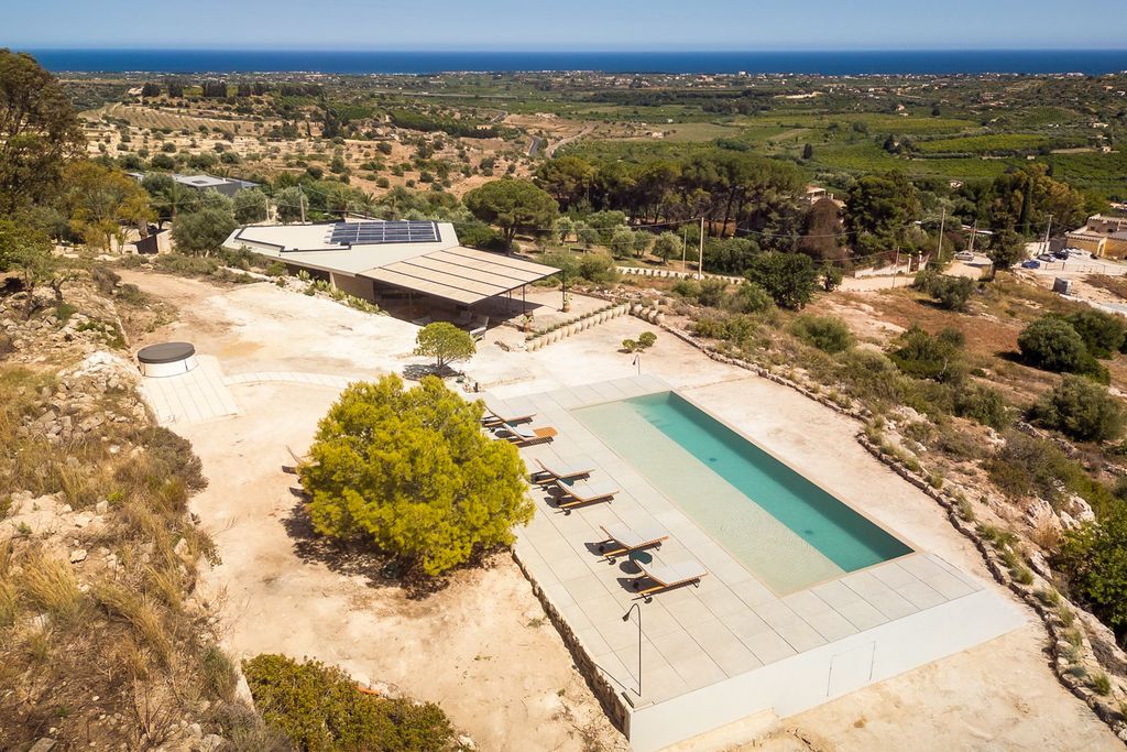 Villa Gelso Nero Sicily Olivers Travels 2