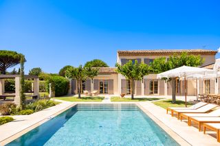 Maison Du Pont French Riviera OliversTravels 1