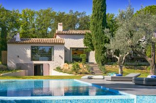 Villa Kermit French Riviera OliversTravels 1
