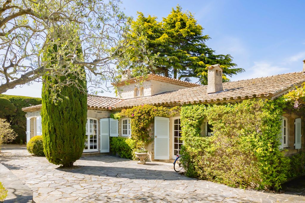 Villa De Charme French Riviera Olivers Travels 1