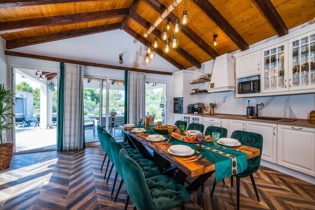 Tallow Villa Brac OliversTravels 5