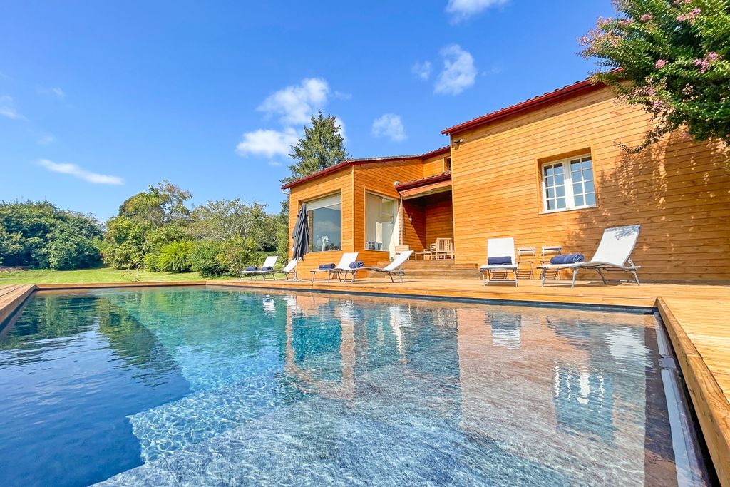Maison Es Bois Dordogne OliversTravels 1
