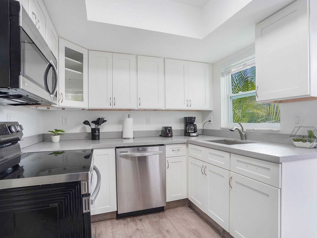 Apartment Wilton Fort Lauderdale Olivers Travels 4