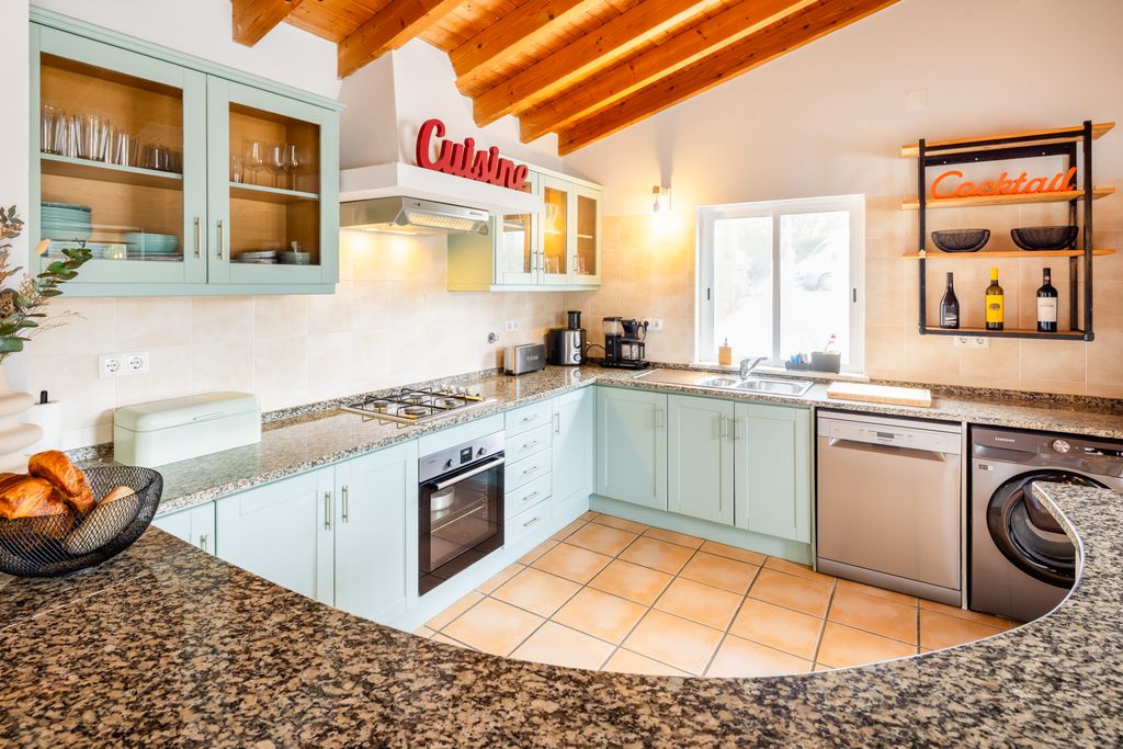 Wavecrest Escape Algarve Olivers Travels 3