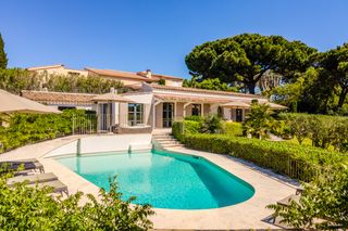 L Imprime Vache French Riviera OliversTravels 1