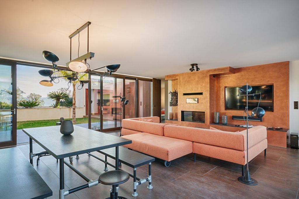 Maison Mahogany French Riviera Olivers Travels 3