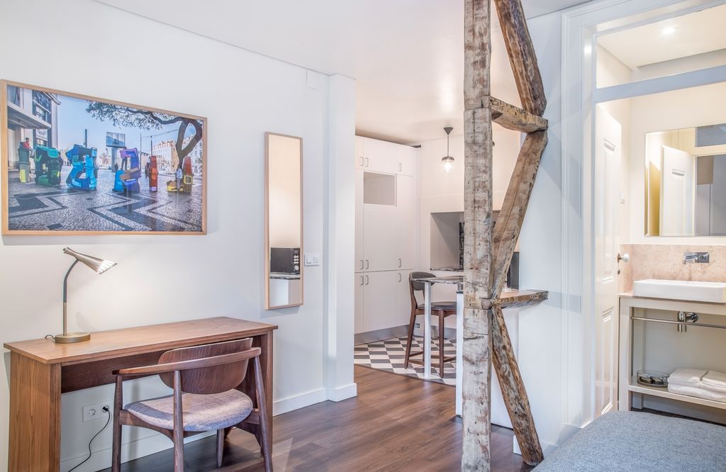 Suite Damasio Lisbon Olivers Travels 2