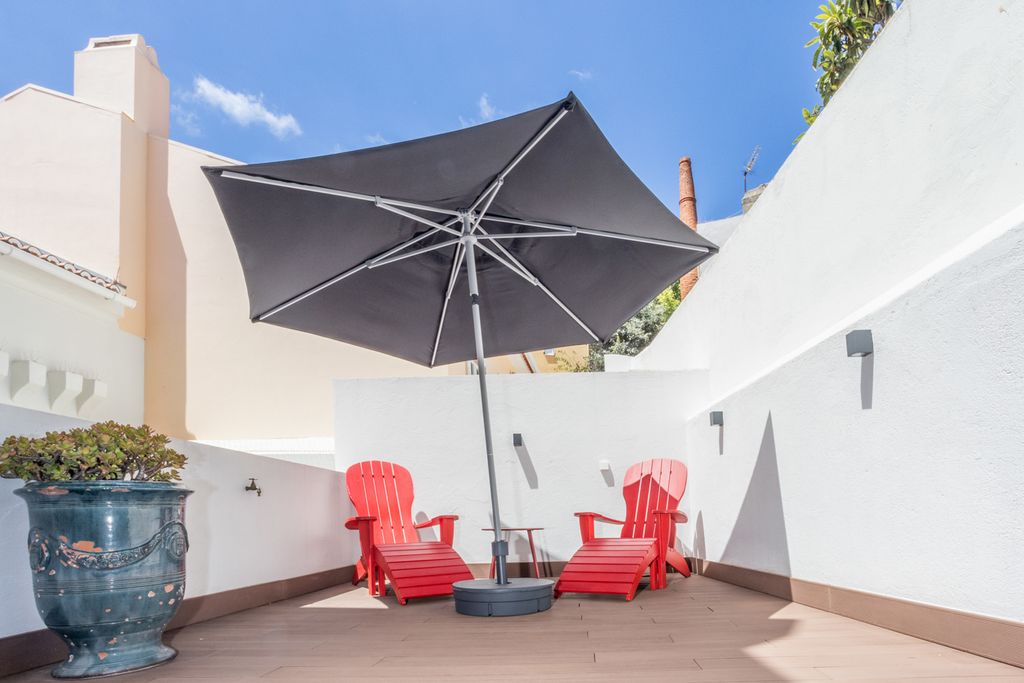 Apartment Funil Lisbon Olivers Travels 4