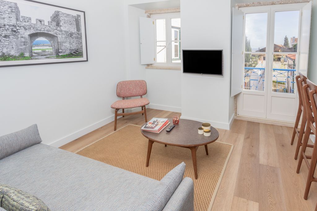 Apartment Funil Lisbon Olivers Travels 2
