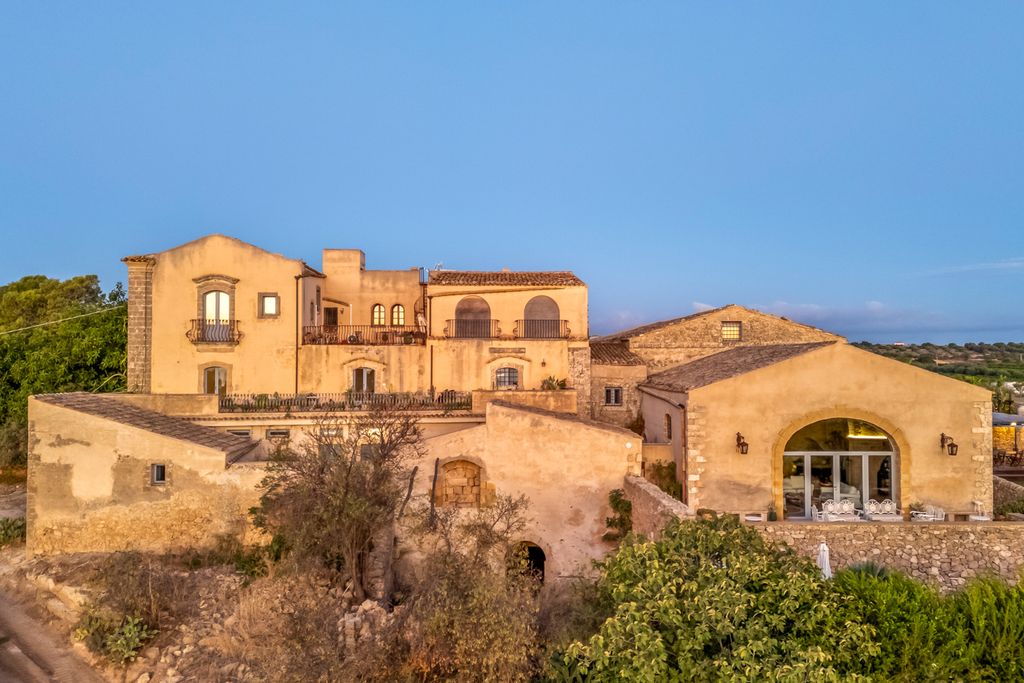 Country House Vendicari Sicily Olivers Travels 001