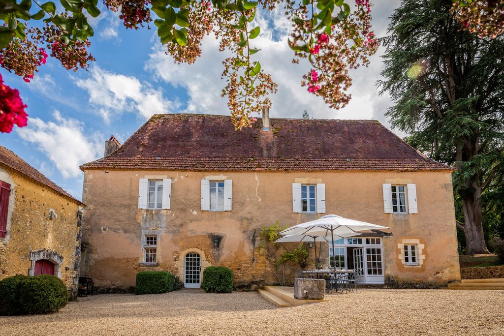 Domaine De La Louyre Dordogne Olivers Travels 1