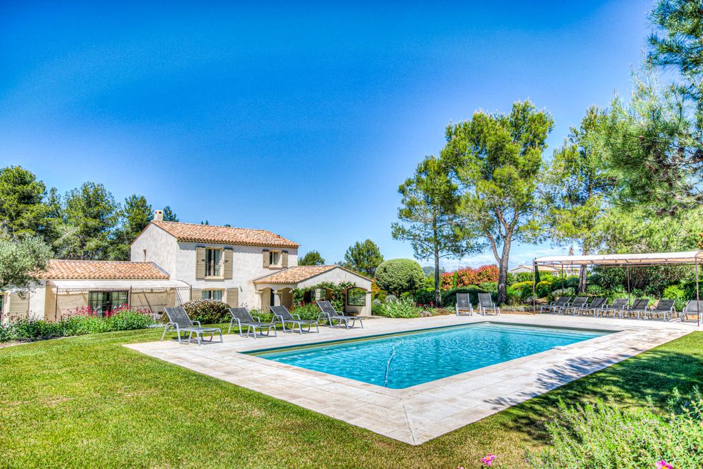 Maison Des Nuages Provence CH Olivers Travels 3