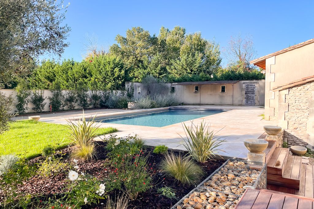 La Maison Coccinelle Provence CH OliversTravels 2 01