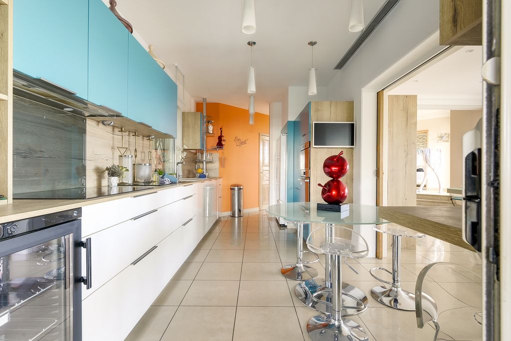 Maison Pommiers Provence CH OliversTravels 3