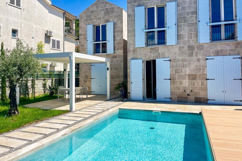 Villa Iona Bay Of Kotor OliversTravels 1