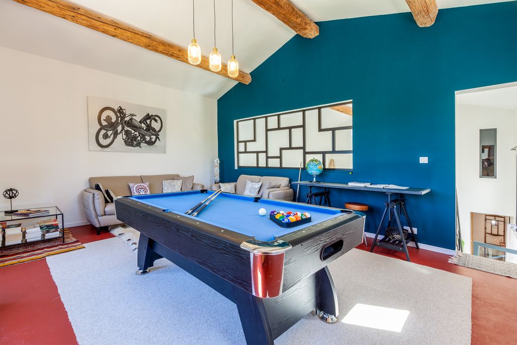 Maison Abeille Provence Olivers Travels 5