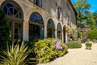 Lys d Etang Provence CH OliversTravels 1