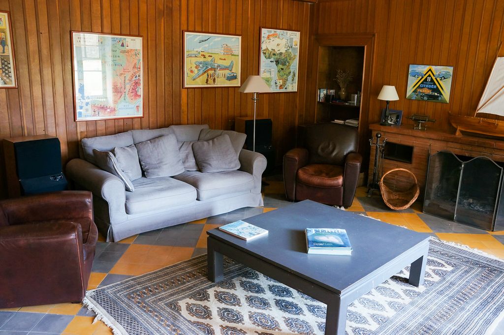 Lys d Etang Provence CH OliversTravels 4