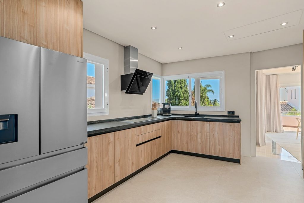 Villa Flamingo CostaDelSol Olivers Travels 5