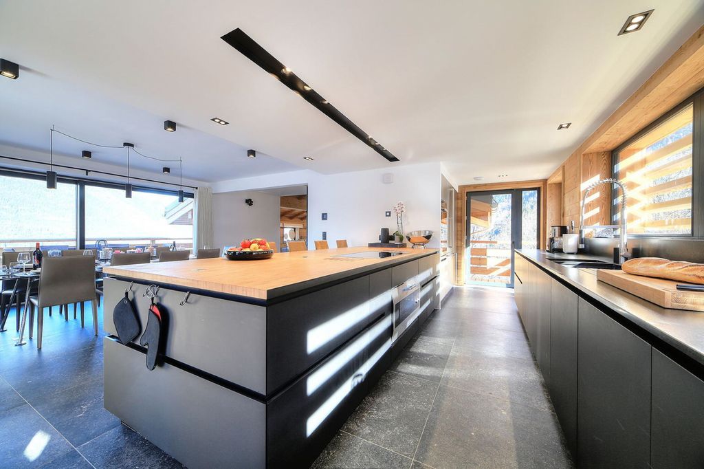 Chalet Nas Chamonix Olivers Travels 5